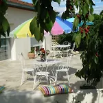 Au The A La Menthe Bed & Breakfast 3*