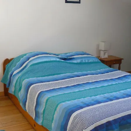 Au The A La Menthe Bed & Breakfast